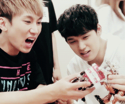dokyeomz:  same minhyuk.. same.. 