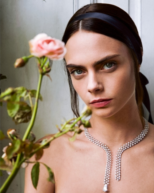 mspoisonivy:Cara Delevingne photographed by Camilla Akrans for Vogue Japan