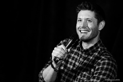 Pure happiness. Jensen Ackles. Atlcon 2016