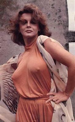 holachicarica:Hola Ann Margret