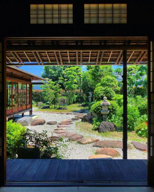 濱口梧陵記念館（稲むらの火の館）庭園 [ 和歌山県広川町 ] Inamura-no-Hi no Yakata Garden, Hirokawa, Wakayama の写真・記事を更新しました。 ーー 