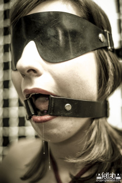 fetlab:  Model G. drooling… Photo: fetlab 