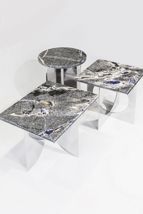 vurnii: Azul Bahia Tables by Tino SeubertSee also VURNI Versatile Furniture