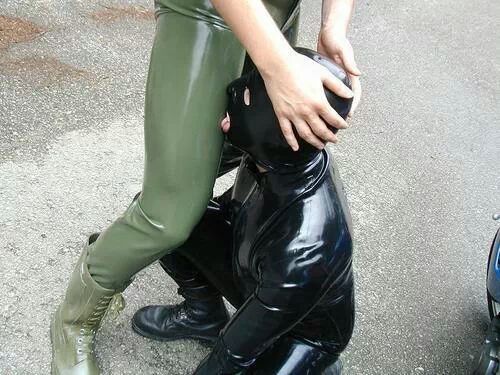 divo72:  I want a lick.