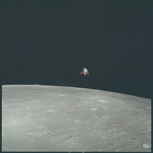 questionabletastetheatre:  NASA has released more than 8,000 images of the Apollo missions. [flickr archive] 