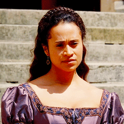 camelotknightsintheimpala:↳ 5x05 - Gwen thinking Merlin is more capable of protecting Arthur than th
