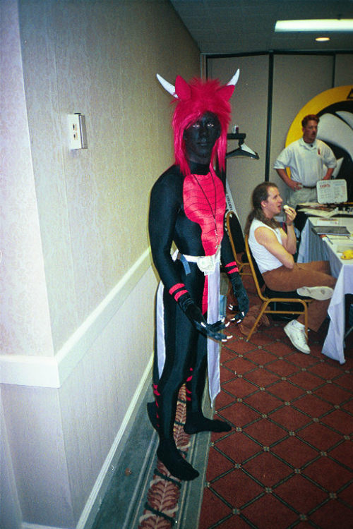 braingremlin:  i’ve been looking thru hundreds of photos of 90s furry conventions for the past few days  2nd post of the night that makes me want to tap a vein. and by tap i mean cut open my brachial artery and die of exsanguination