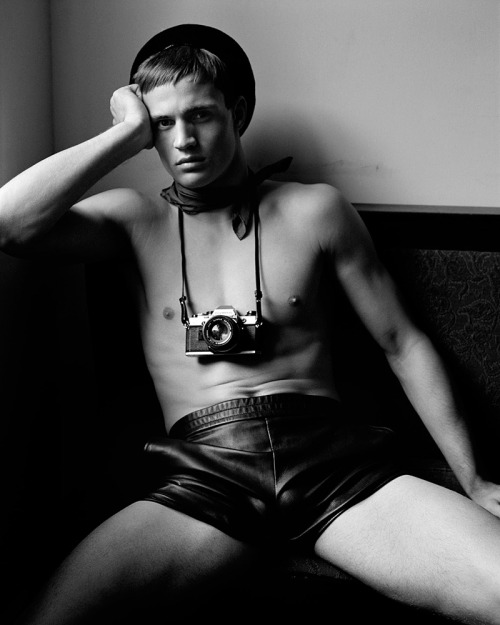 julian schneyder |w| arena homme + magazine |w| alasdair mclellan