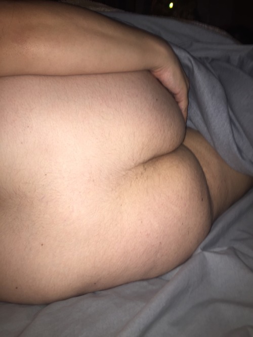sexycuriouscouple05: Hot and horny Friday night!!