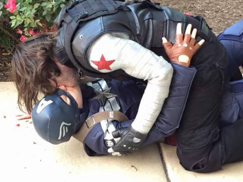 Sex gaynerds:  #GiveCaptainAmericaABoyfriend pictures
