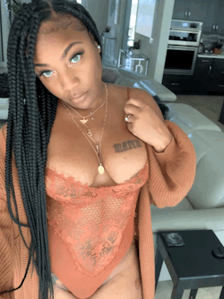 sincerely-isyss:You should see the rest of these pics 