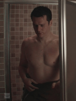 celebrityscenes:  Jonathan Groff in Mindhunter