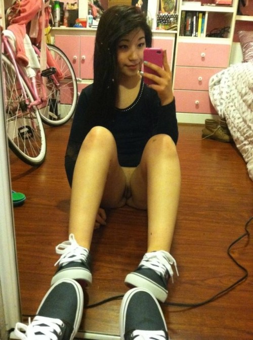 Sexy asian women videos and sezy asian
