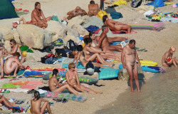 naturist beachhttp://blogzen00.tumblr.com/