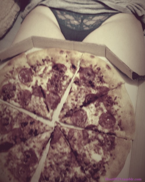 Pizza And Wine. ^_^ # Thick Asian (Host0929 Original) Wishlist: Https://amzn.com/w/BHK92BT8OM5L