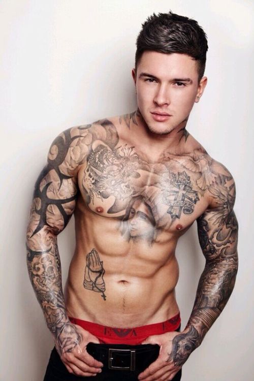 hotbotboy:  Andrew England dammmmm. 