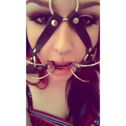 mouthlock:  Nice spider gag. Miss Mouthlock