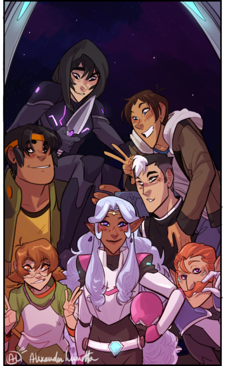 alexandralumetta:  Yes, Allura, those are your paladins. And you look great in the suit. This too is in “A Dawdle Book” and in the Stichers Pack at Lucca Comics&Games.