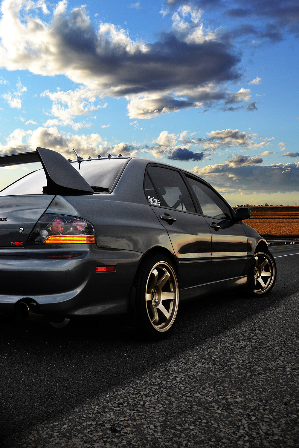 awd-doitonallfours:  Decided to try something new I just learned on a old picture