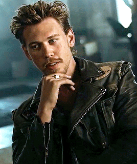 AUSTIN BUTLER."The Bikeriders" Interview.