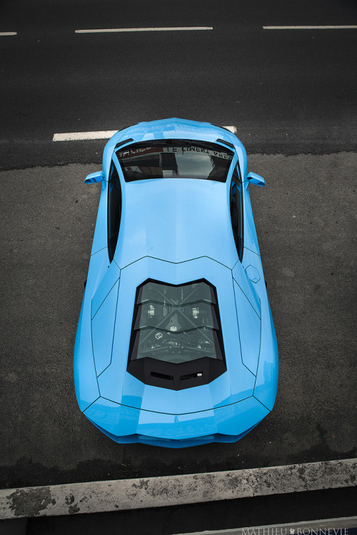 automotivated:  crash—test:  Baby Blue II. (by Mathieu Bonnevie)