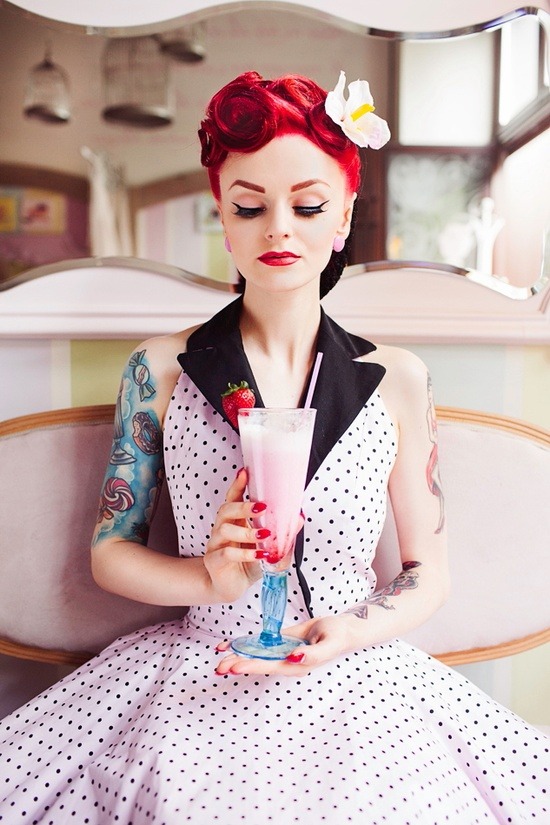 alternative-pinup:  Alternative Pin Up 