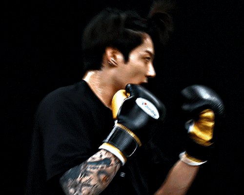 Here's An Idea! Jungkook Teaching Ash To Box!! Imagine How Cute It'll Be, He'll Keep Praising His Girl