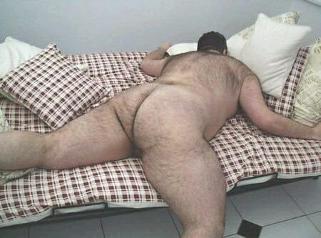 scream2013:  bearlover19832002:  He is begging to be fucked!  Geile 🐷👅! Da