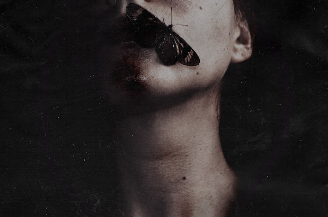 f-l-e-u-r-d-e-l-y-s:  A box of lost things…&amp; ‘Perfume by Nadia Maria