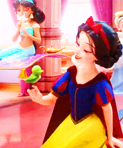 mickeyandcompany:Still the fairest one of all 81 years later. (Snow White and the Seven Dwarfs, 1937