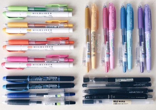 studyhards:studeying:Some of my fav stationery !! I have way more tho hahah :,)from my instagram, @s