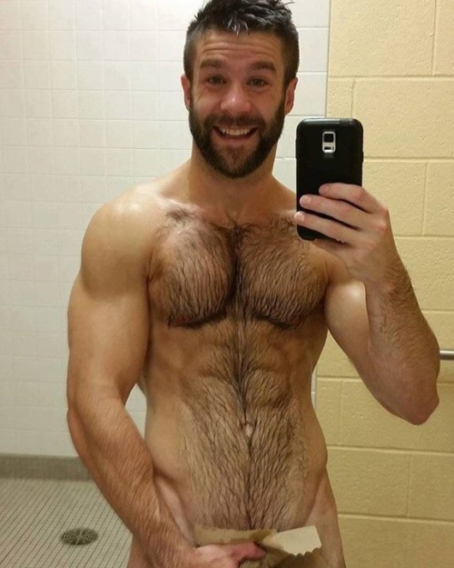 furrytrade:  Follow both of my blogs @ http://furrytrade.tumblr.com/ & http://dirtyrabbithole.tumblr.com 