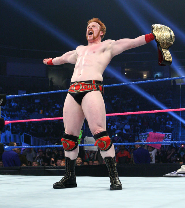 fishbulbsuplex:  World Heavyweight Champion Sheamus  That slight forward hip thrust!