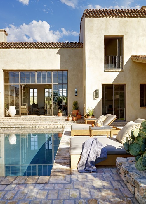 georgianadesign:    Rustic eclectic farmhouse, Phoenix. David Michael Miller Associates.