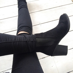 fashionsensexoxo:  Get these boots right