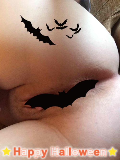 skitty-little-kitty:  Happy Halloween guys!!!