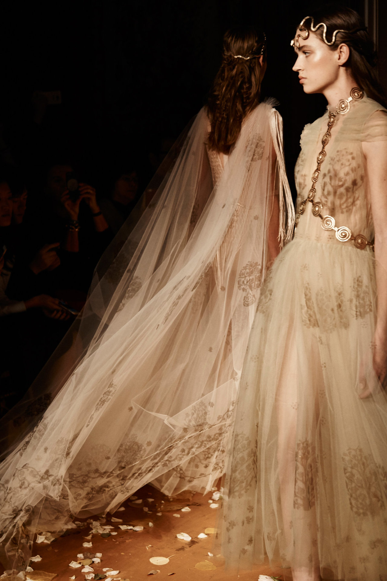 lsyorg:  Valentino Spring 2016 Couture by Molly S.J. Lowe  