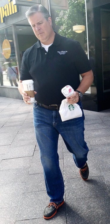 dilferotica:Daddy snacks
