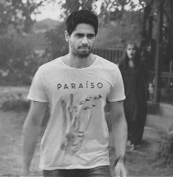 isakeena-pak:  Sidharth Malhotra (As  Arjun Kapoor  ) 