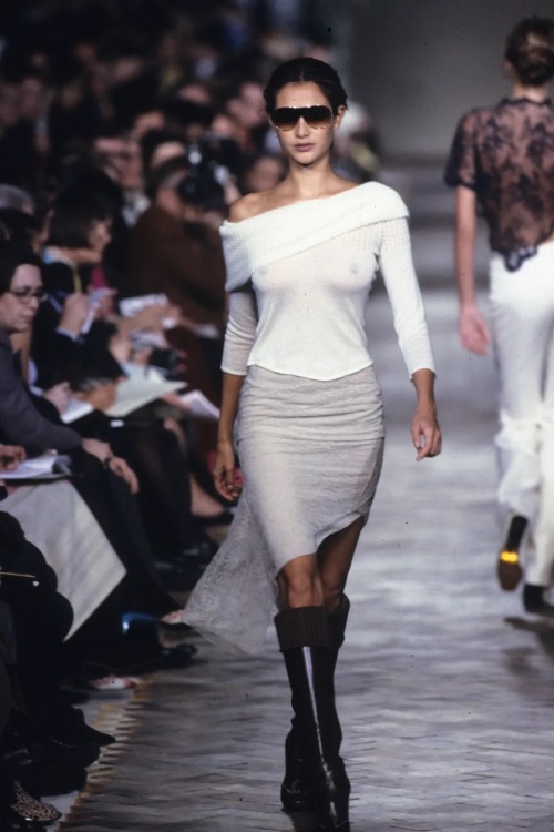Chloe Fall 1999