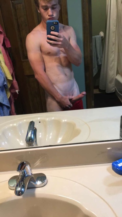 baitkc:  Jake 18yrs. Straight boy 