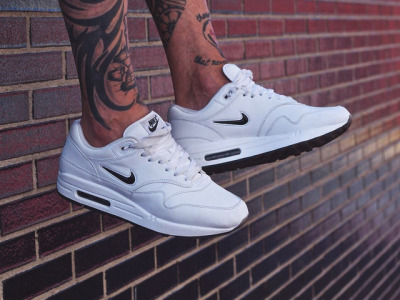 Nike Air Max 1 Jewel ‘Black Diamond’ - 2017 (by... – Sweetsoles ...