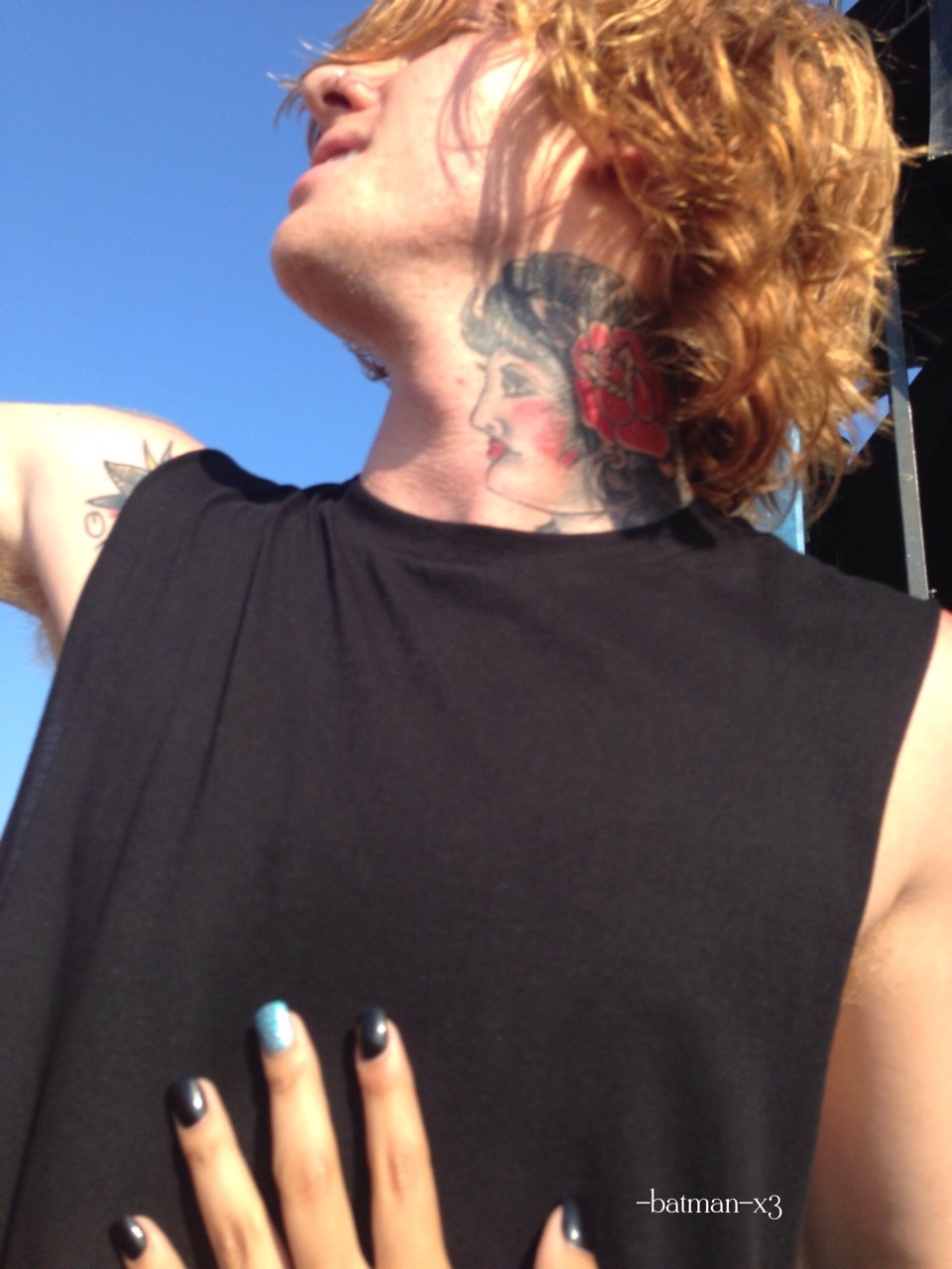 -batman-x3:  Take me back to warped 😫 