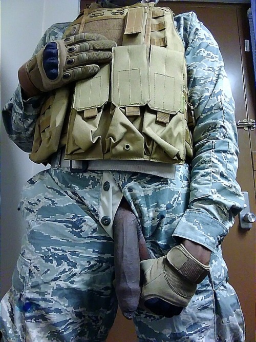 unclelucas: blkmanlvr4: blkbugatti: Long Uncut   Ready for combat!!!