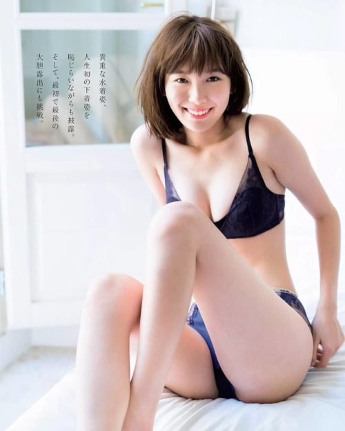 shinapit: #飯豊まりえ #marie_iitoyo #cute #kawaii #model #bikini www.instagram.com/p/B2GF7fbBrXw/