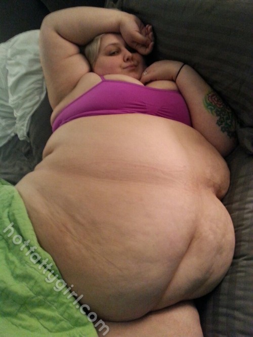 hotfattygirl:  Daaaaaaaaamn!  adult photos