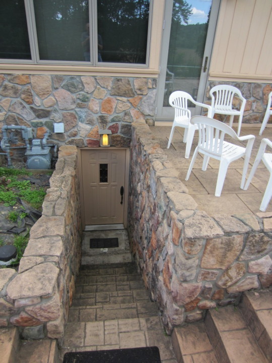foxsgallery:  mousethephoenix:  conquerorwurm:  metalgirlysolid:  shrimppunk:  tombstonettromboners: