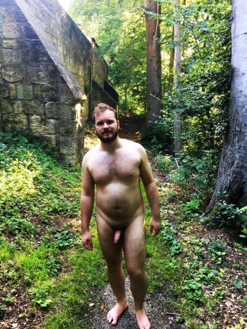 dan-dewitt: Tummy tuesday outdoors.