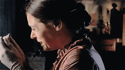 maplecroft:period drama meme | female characters [2/5] ➝ maud lilly (fingersmith)“You do not know me