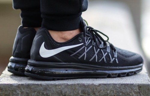 passionatenikeaddicton:Nike Air Max 2015 Black/White